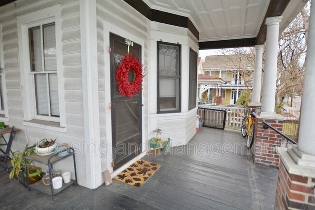 Building Photo - 519 Rutledge Ave