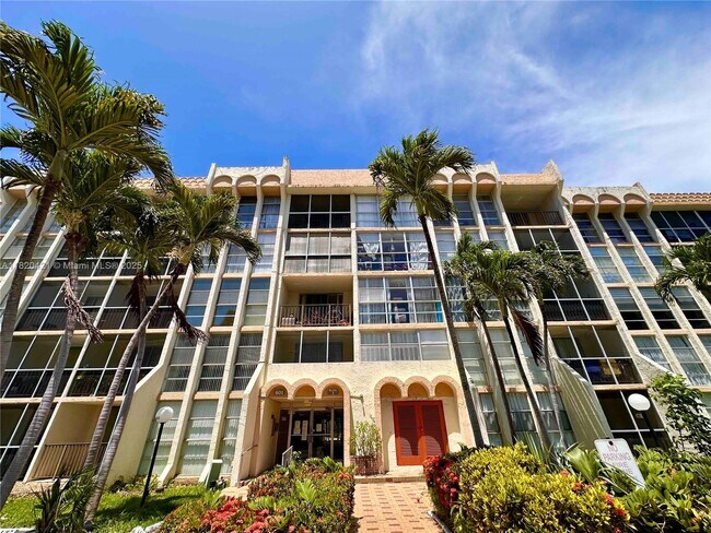 Building Photo - 601 Three Islands Boulevard
