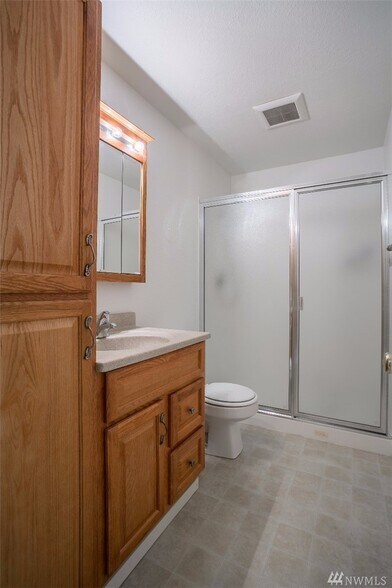 Building Photo - 5834 NE 75th St