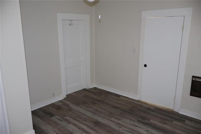 Building Photo - 1919 W Union St