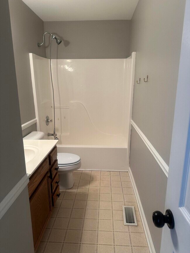 Building Photo - 2468 Checkerberry Dr