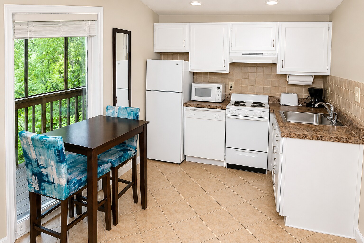 Building Photo - 9151 S Pointe Retreat Dr