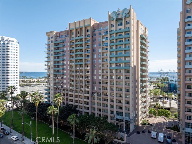 Building Photo - 488 E Ocean Blvd