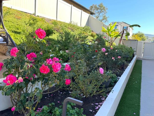 Building Photo - 911 Lindbergh Dr