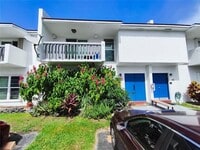 Building Photo - 17100 SW 94th Ave
