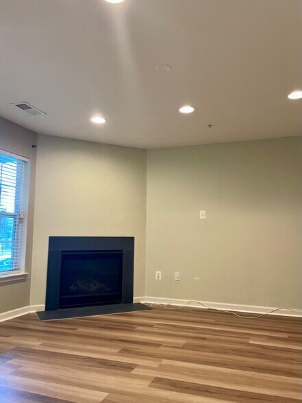 Building Photo - 7603 Cherrybark Oak Ln