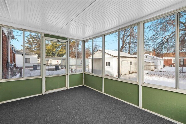 Building Photo - 19750 Prest St