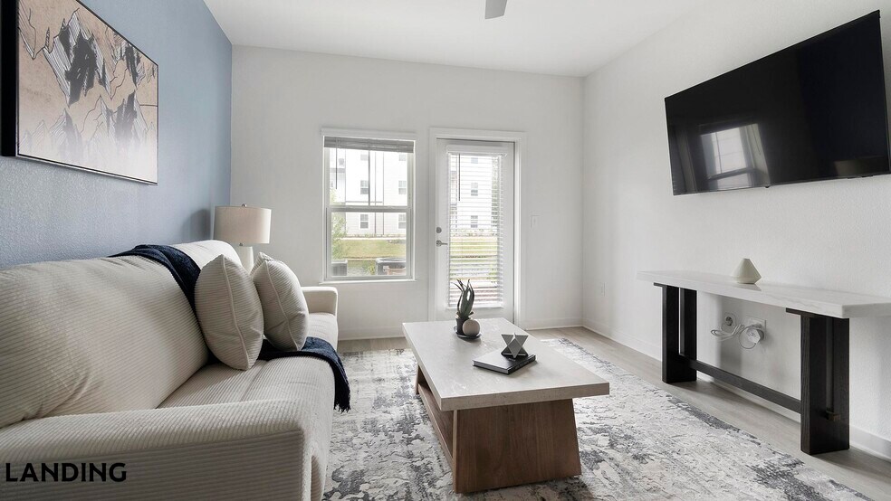 Building Photo - 12525 Tibbets Ln