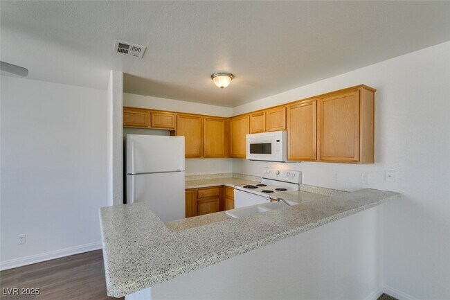 Building Photo - 2963 Juniper Hills Blvd