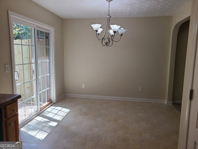 Building Photo - 1005 Magnolia Gardens Walk