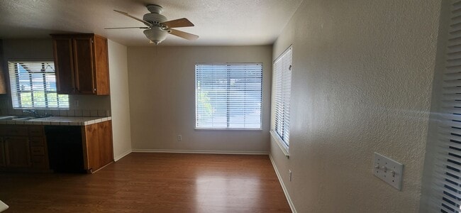 Building Photo - Wonderful 3 Bedroom Home in Elk Grove