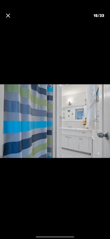 Building Photo - 550 Jefferson Ave