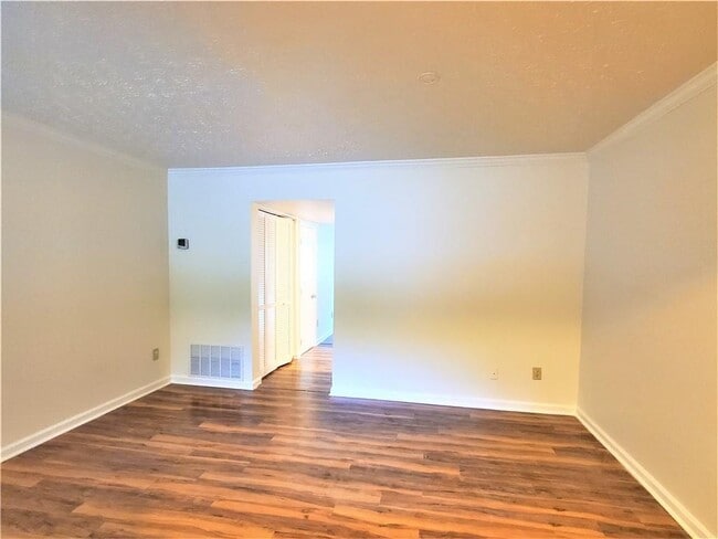 Building Photo - 66 Country Pl Ct