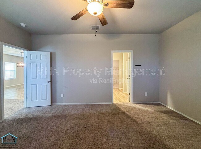 Building Photo - 4619 Heathers Star St