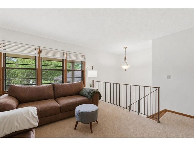 Building Photo - 3308 Roosevelt Ct NE