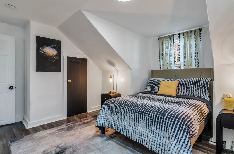 Building Photo - 575 Prospect St