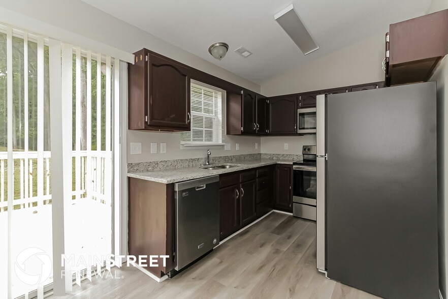 Building Photo - 5655 Leatherwood Ln