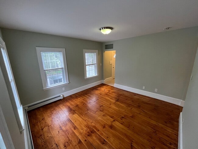 Building Photo - 44 Charnock St