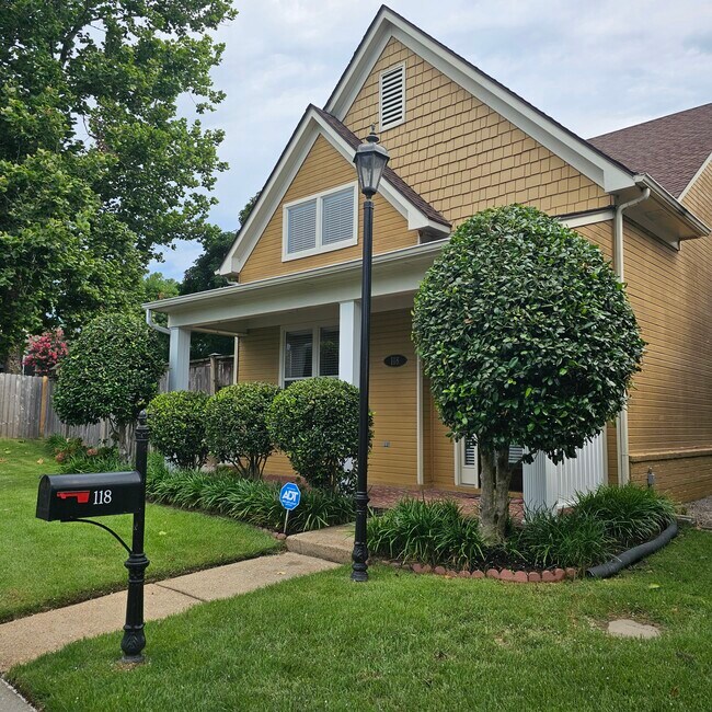 Primary Photo - 118 Fleets Island Dr