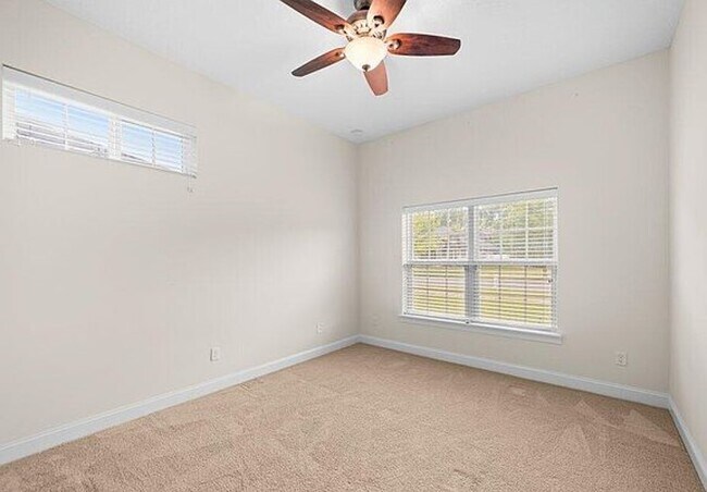 Building Photo - 79665 Plummer's Creek Dr