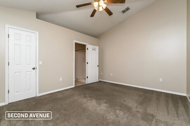Building Photo - 3241 Bluestone Ave