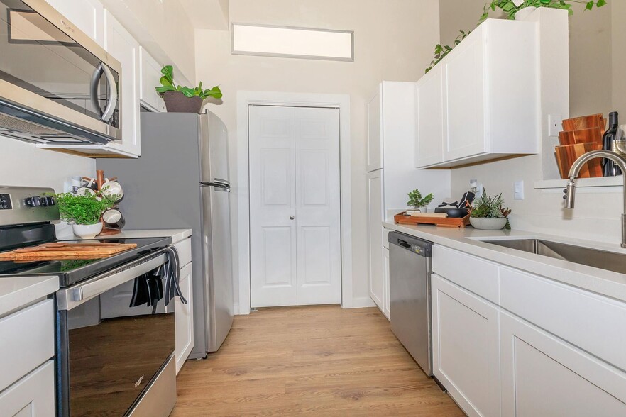 Interior Photo - Town Park Townhomes