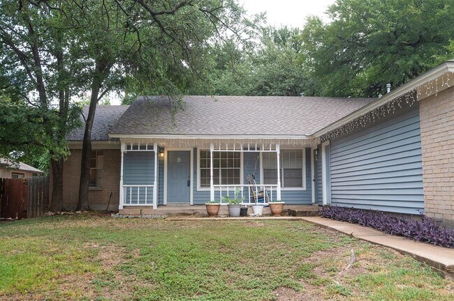 Primary Photo - 4510 Brown Bark Pl