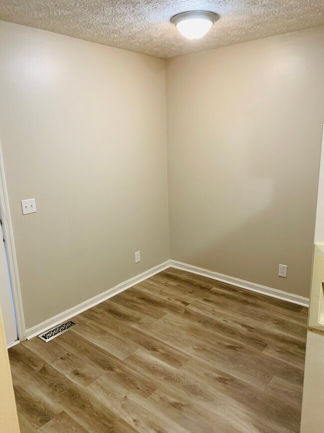 Dining area attached to kitchen - 103 Wix Ave