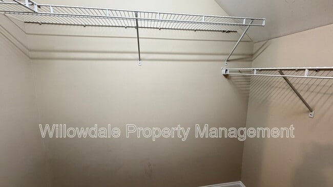 Building Photo - 525 Portstewart Dr