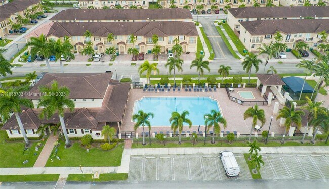 Building Photo - 12842 SW 135th St