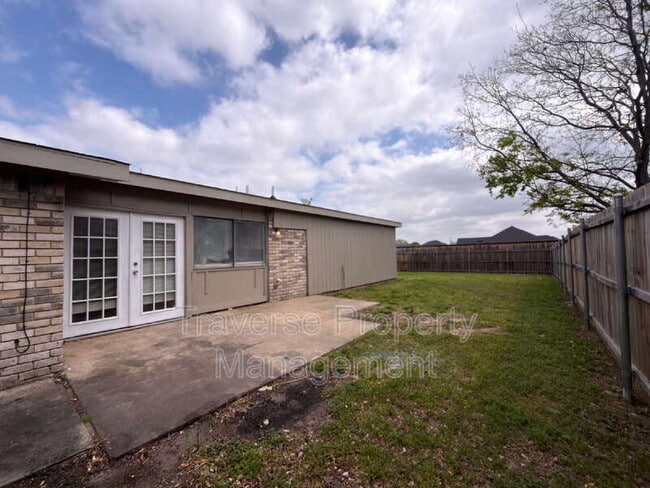 Building Photo - 5217 Aberdean Trail