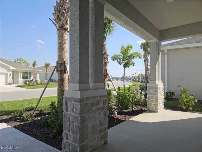 Building Photo - 20465 Copperhead Dr