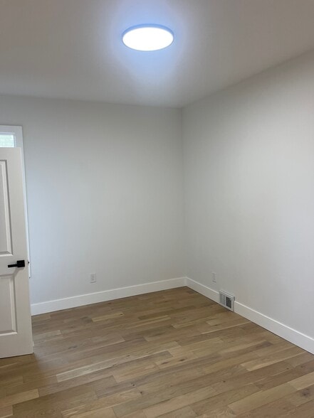 Bedroom - 636 NE Prescott St