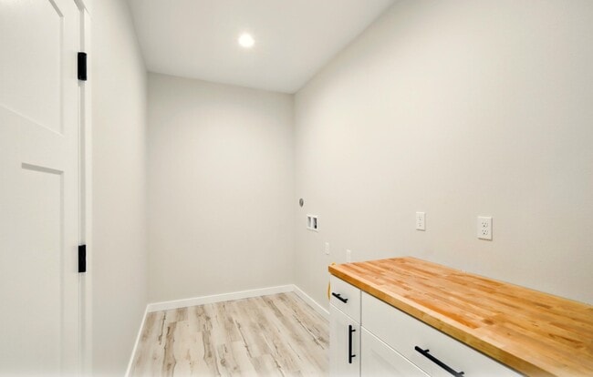 Building Photo - 5273 W Jaxton Cir