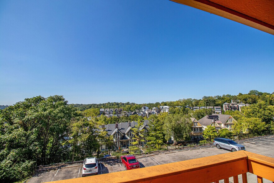 Building Photo - 540 Tusculum Ave