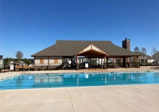Building Photo - Modern Greenville Living - Spacious Home Available Now!