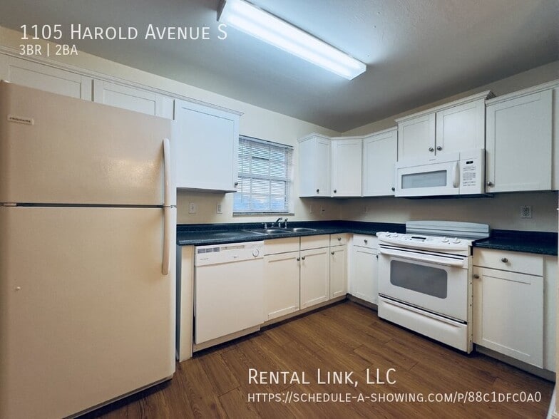 Building Photo - 1105 Harold Ave S