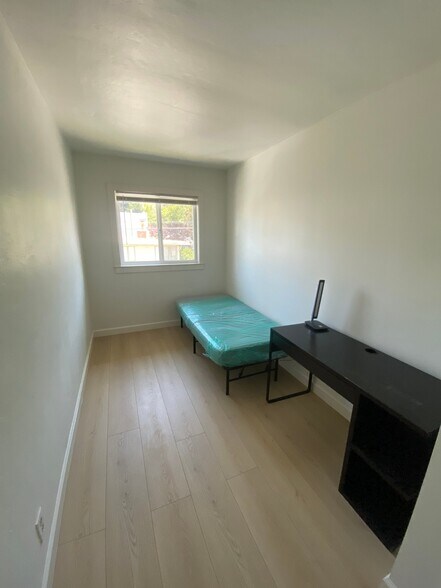 Building Photo - 2480 Virginia St