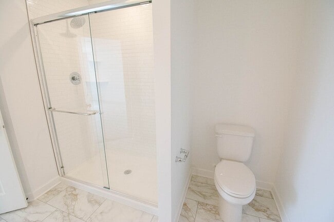 Building Photo - Brand New Construction - Pristine, Bright NW Townhome!