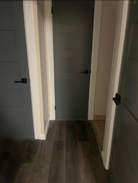 Building Photo - 350 4th St