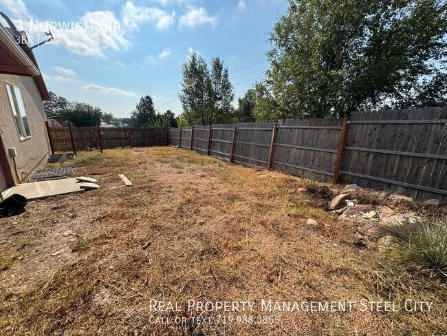 Building Photo - 3 Norwich Cir