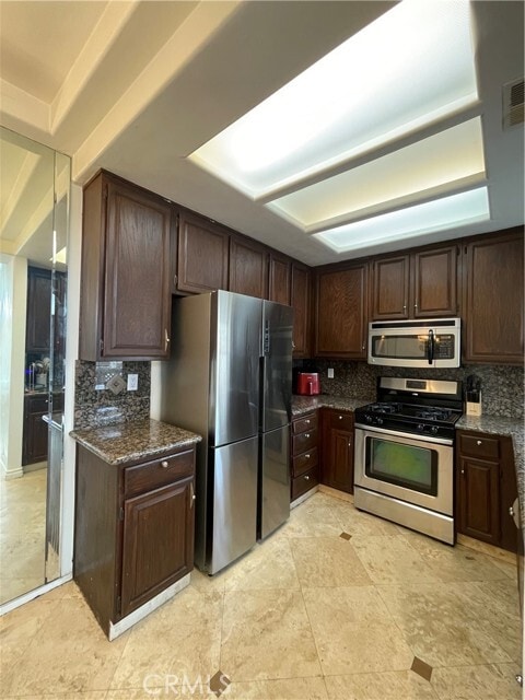 Building Photo - 24984 La Pantera