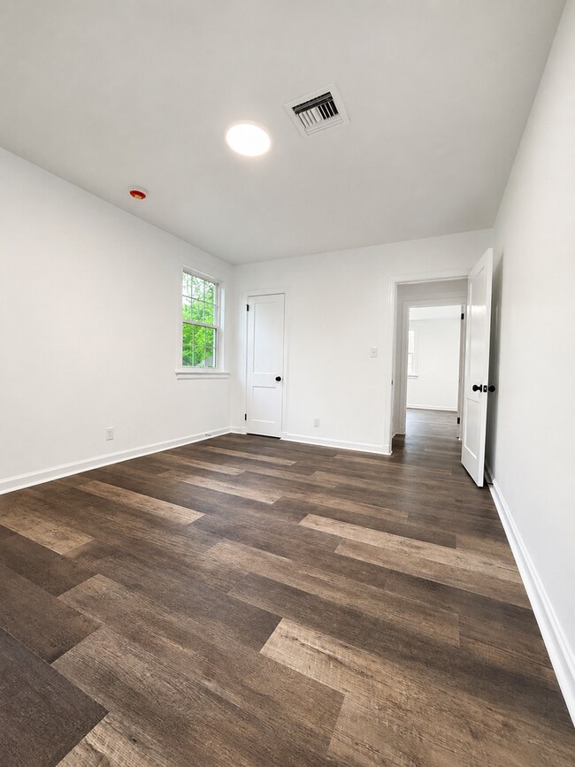 Building Photo - Recently Remodeled Home for Rent!