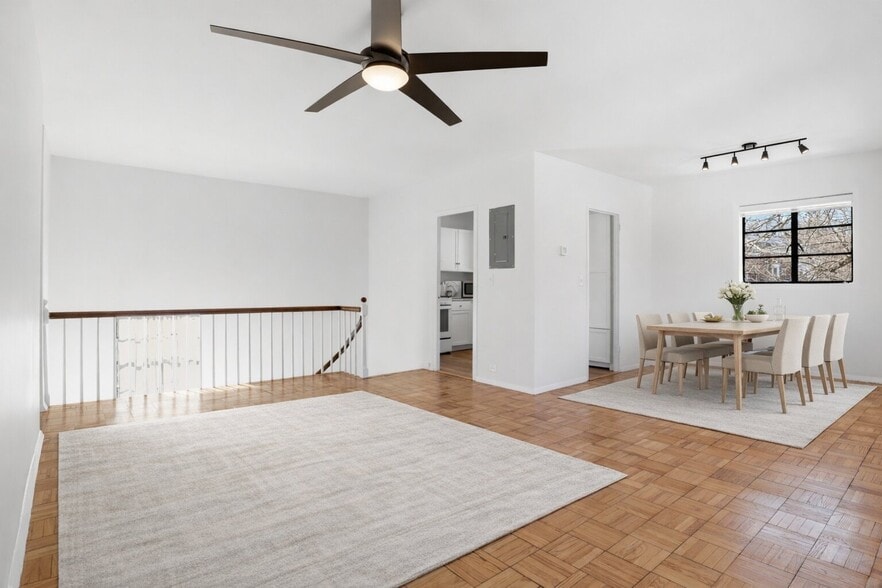 Building Photo - 3115 Martha Custis Dr