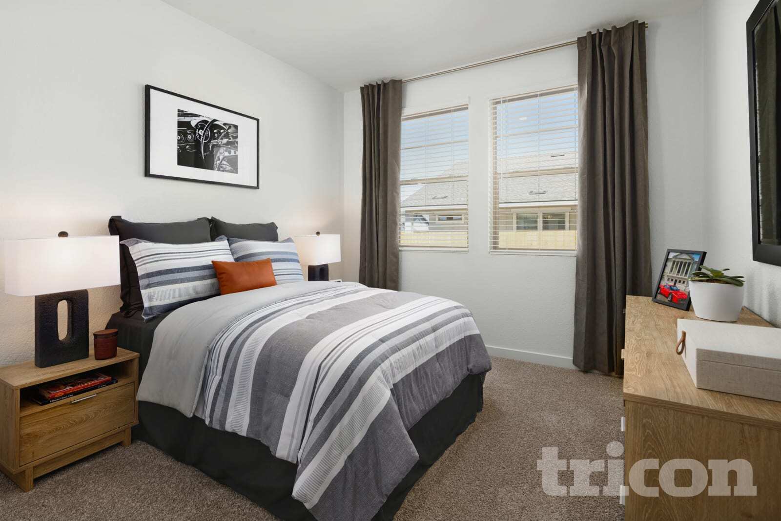 Building Photo - 2500 Wolf Willow Ct