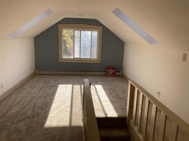 Master Bedroom with leafy view - 107 S Logan Ave