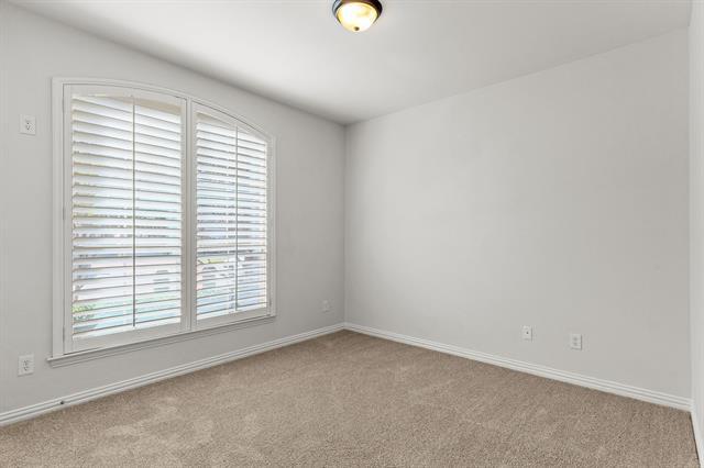 Building Photo - 4542 Carraway Dr