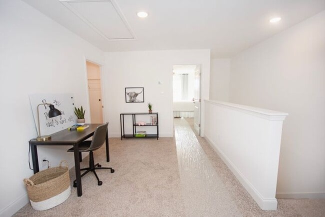 Building Photo - New Construction townhouse in Alcoa