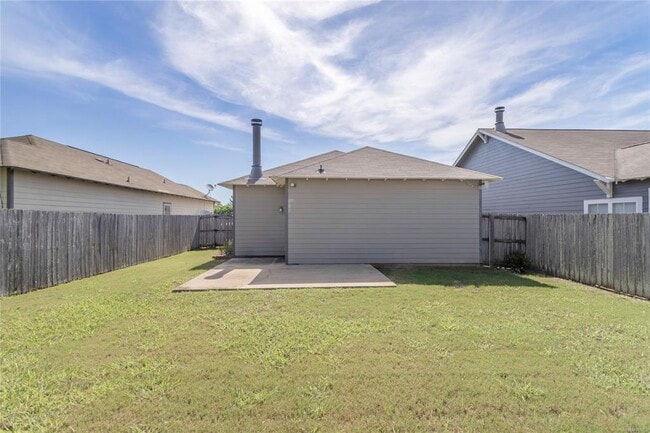 Building Photo - 3909 Brookshire Way
