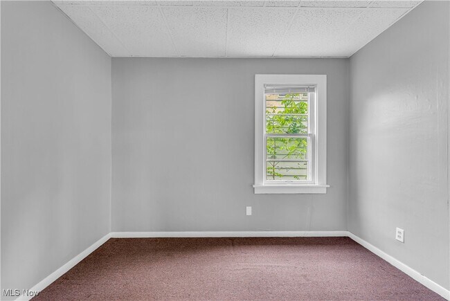 Building Photo - 5145 E 113th St